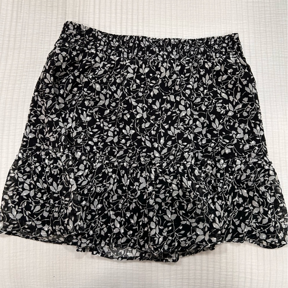 LOFT Floral Tiered Skirt